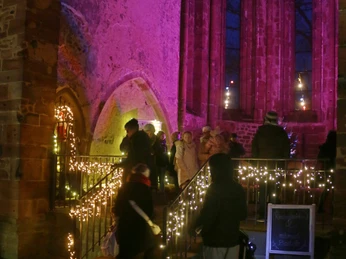 Weihnachtsmarkt an derTotenkirche 2