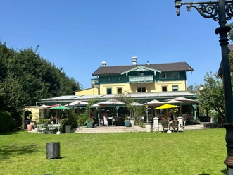 Café Bihler Hausansicht.jpg