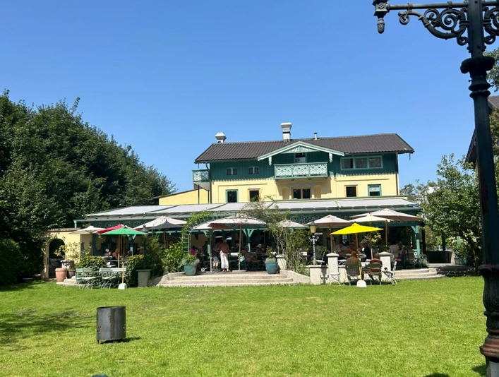 Café Bihler Hausansicht.jpg