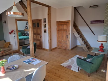 Schlossbahnhof Ballenstedt - Ferienwohnung - Wohnzimmer Schlossbahnhof Ballenstedt - Ferienwohnung - Wohnzimmer