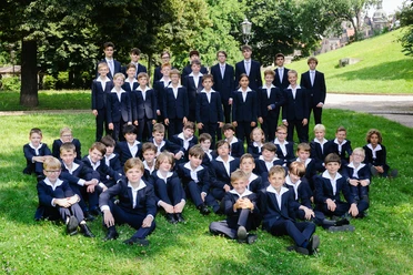 Kreuzchor_Zwingergarten_c_Grit_Doerre.jpg