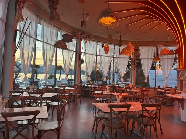 Lido_Pavillon.JPG