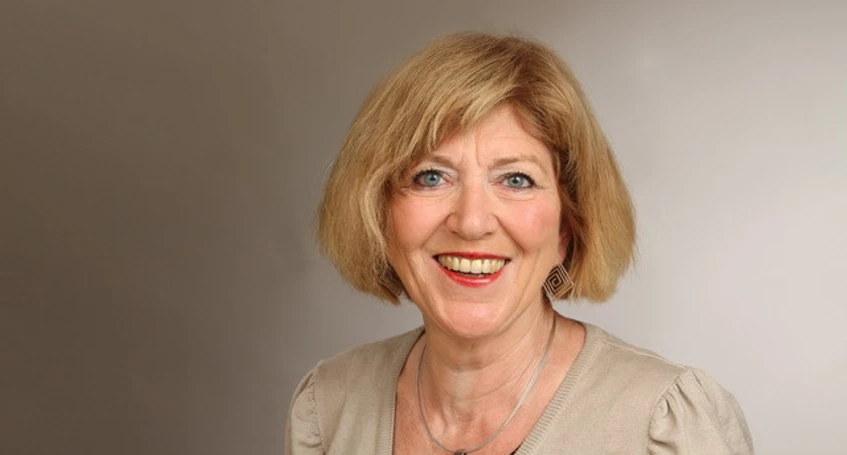 Angela Schmidt-Bernhardt