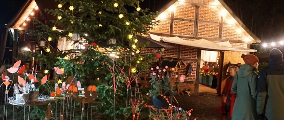 Kunsthandwerkermarkt am Heimathaus Kunsthandwerkermarkt am Heimathaus