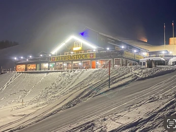 Pistenhotel Klewenstock_Winter25_1.jpg