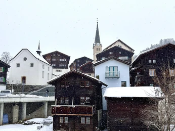 hüüsi Fiesch : Wintereinbruch