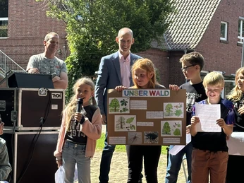 Intensiv haben sich die Jahrgänge mit einem Natur-Thema auseinandergesetzt.JPEG