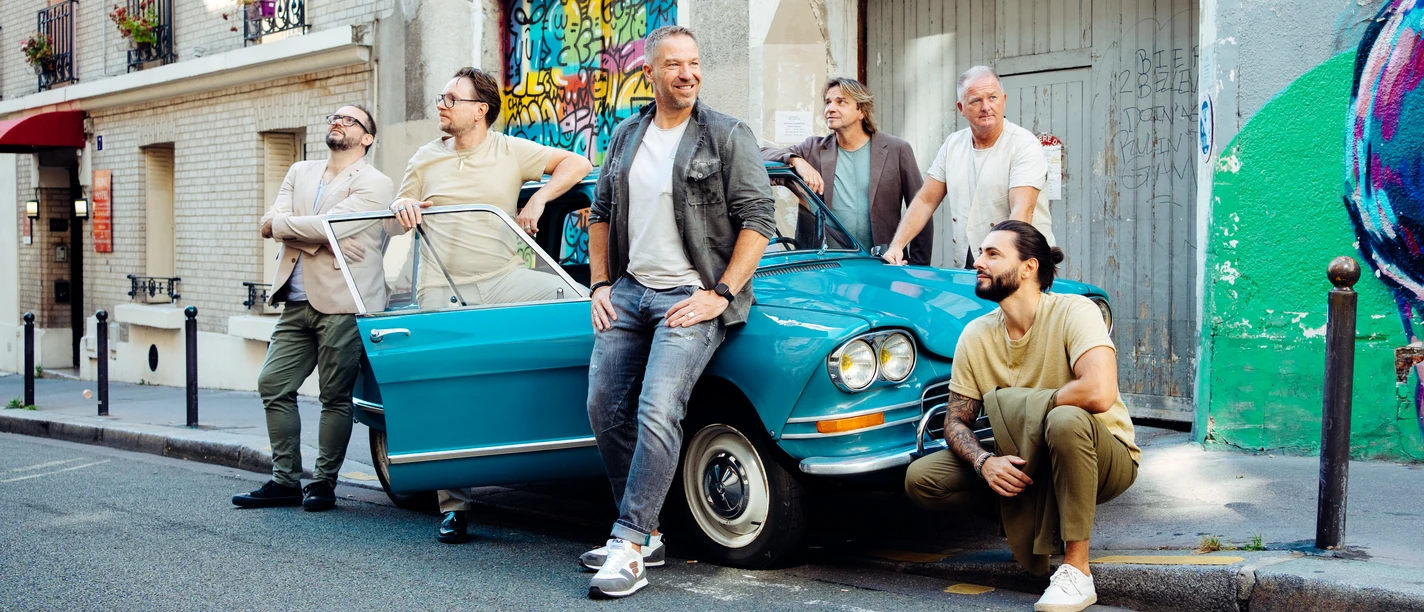 Marcel_Brell_Auto_quer Kopie.jpg