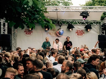 Feiern im Club Rotes Kliff