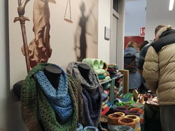 Handgestricktes im Gericht_2.jpg