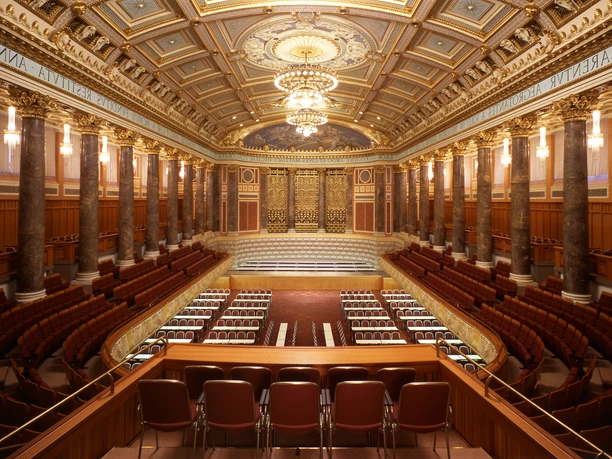 Kurhaus Wiesbaden - Friedrich von Thiersch - Hall Magnificent hall with tiers and gold ceiling.