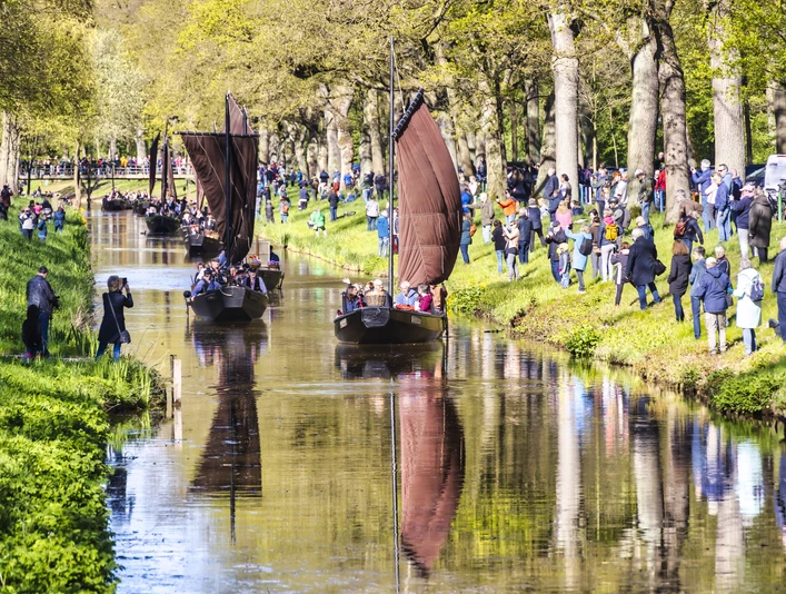 Torfkahneinfahrt im Findorffer Hafenkanal