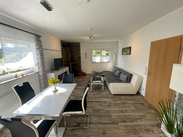Wohnzimmer Ferienwohnung "Am Siegsteig"