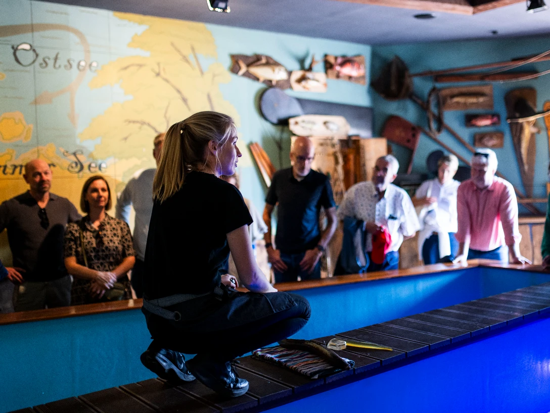 Führung in der Aalräucherei Hoffmann