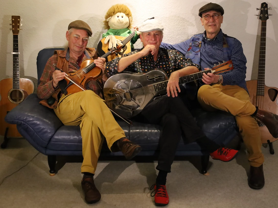 Baron Glienke Blumenstile Pressefoto angepasst.jpg