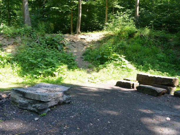 Öffentlicher Grillplatz im Salzgitter Höhenzug bei Lichtenberg