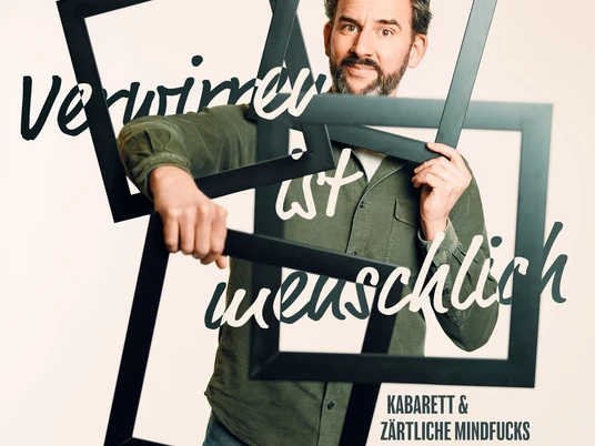 Philipp Scharrenberg Verwirren-ist-menschlich (c) Web-Foto+Design-Marvin-Ruppert(1)