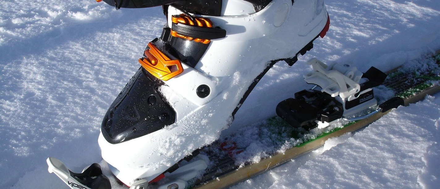 Abfahrt-Ski Abfahrt-Ski