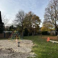 Spielplatz am Schneiderberg Spielplatz mit Sandfläche, Klettergerüst, Wippe und Federwippe