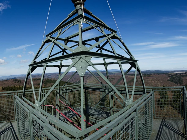 Auf-dem-Poppenbergturm Auf-dem-Poppenbergturm