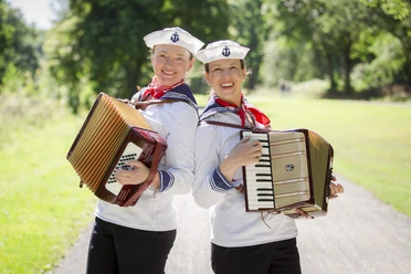 Shanty-Konzert auf Juist: Seemannsbräute - "Lieder aus der Geschichte der Seefahrt".JPG Shanty-Konzert auf Juist: Seemannsbräute - "Lieder aus der Geschichte der Seefahrt"