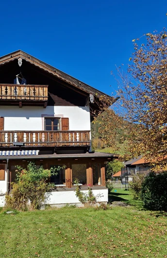 251015_Vorderansicht 2