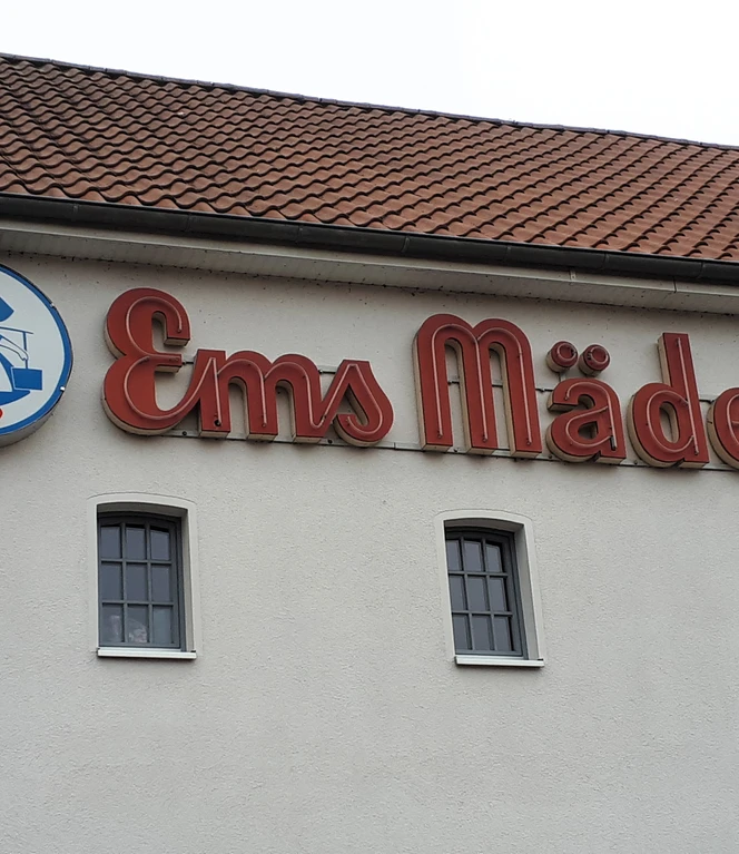 Kulturkreis impulse – Außenwerbung Ems-Mädel, Alte Molkerei, Freren ©Emsland Tourismus GmbH.jpg