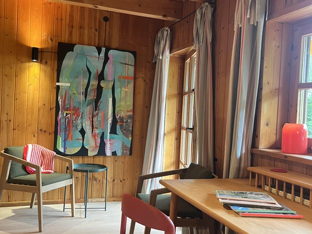 Licht, Holz und Farbe