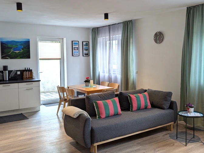 Photo, INSIDE, OUTSIDE