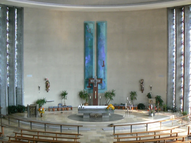 Kat. Kirche innen_ Reiner Vogt