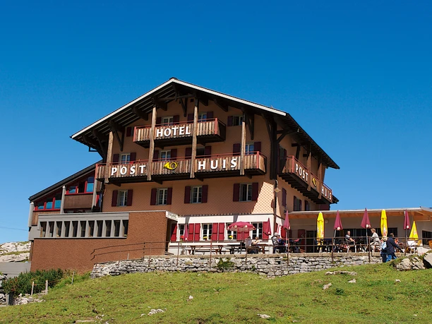 Hotel Posthuis im Sommer