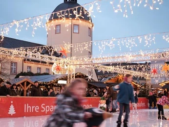 Eisbahn Weihnachtsmarkt Siegen