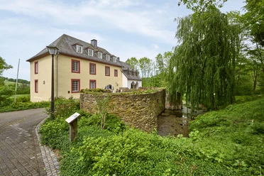 Wasserburg Hainchen, Netphen Wasserburg Hainchen inkl. Parkanlage, Netphen