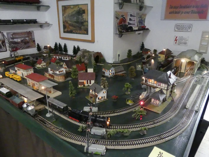 Impressionen aus dem Heimatmuseum Erndtebrück mit über 30 Ausstellungen aus den letzten 100 Jahren.