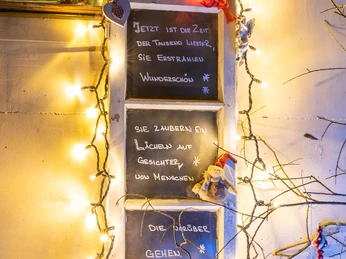 Winter Laternenweg Advent Flühli Felder Photography (2)