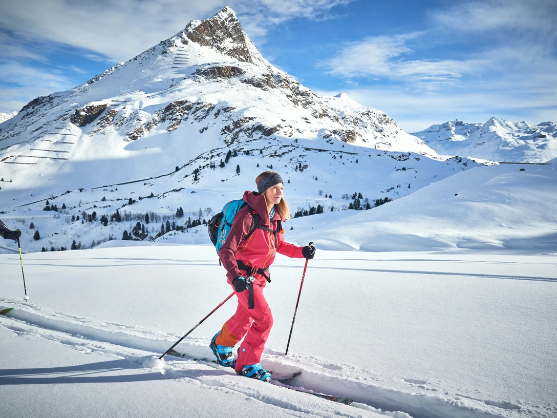 Split Women Treff.jpg