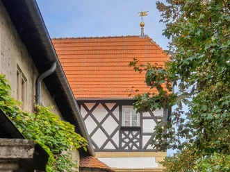Schloss_Luederbach_-Giebel_c_Hanna.Wallbraun.jpg