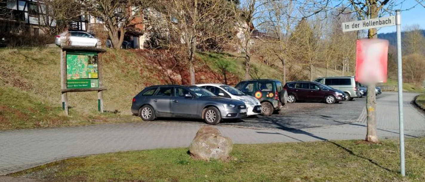 Wanderparkplatz_Hollenbach_Trubenhausen_c_Simon_Menke.jpg