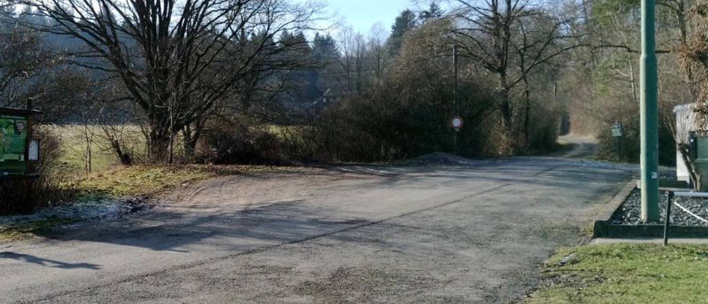 Wanderplatz_Sportplatz_in_Witzenhausen-Kleinalmerode_c_Simon_Menke.jpg