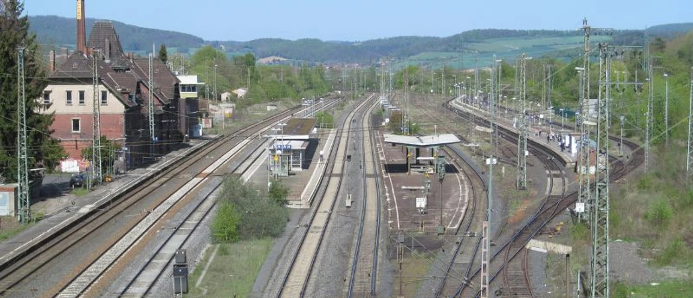 Bahnhof_Eichenberg__c_GeorgDerReisende_CC-BY-SA.jpg