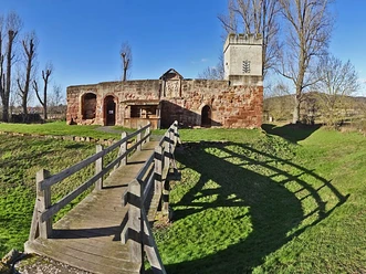 Wasserburg_Aue__c_ErwinMeier_CC-BY-SA.jpg