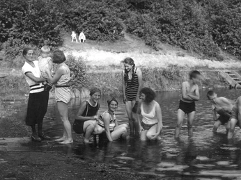 Naturfreibad Zitzenbach - Badegäste um 1929