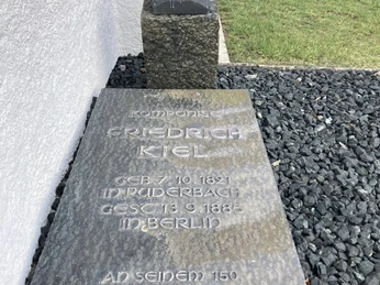 Wehrkirche Puderbach Gebeine Friedrich Kiel