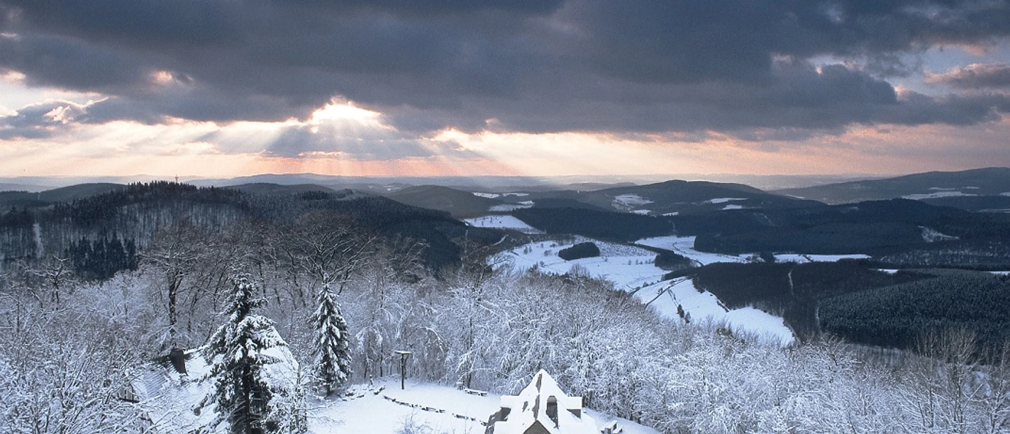 Ausblick von der Ginsburg im Winter