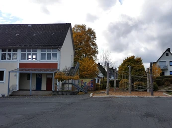 Spielplatz auf dem Schulhof der Realschule Erndtebrück