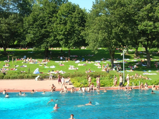 Warmwasserfreibad Kaan-Marienborn