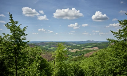 Eisenstraße: Aussichtspunkt Schöne Aussicht, Netphen Eisenstraße: Aussichtspunkt Schöne Aussicht, Netphen