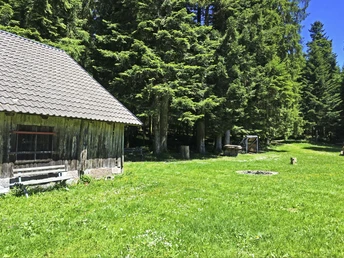 Hütte am Schmidsberger Platz