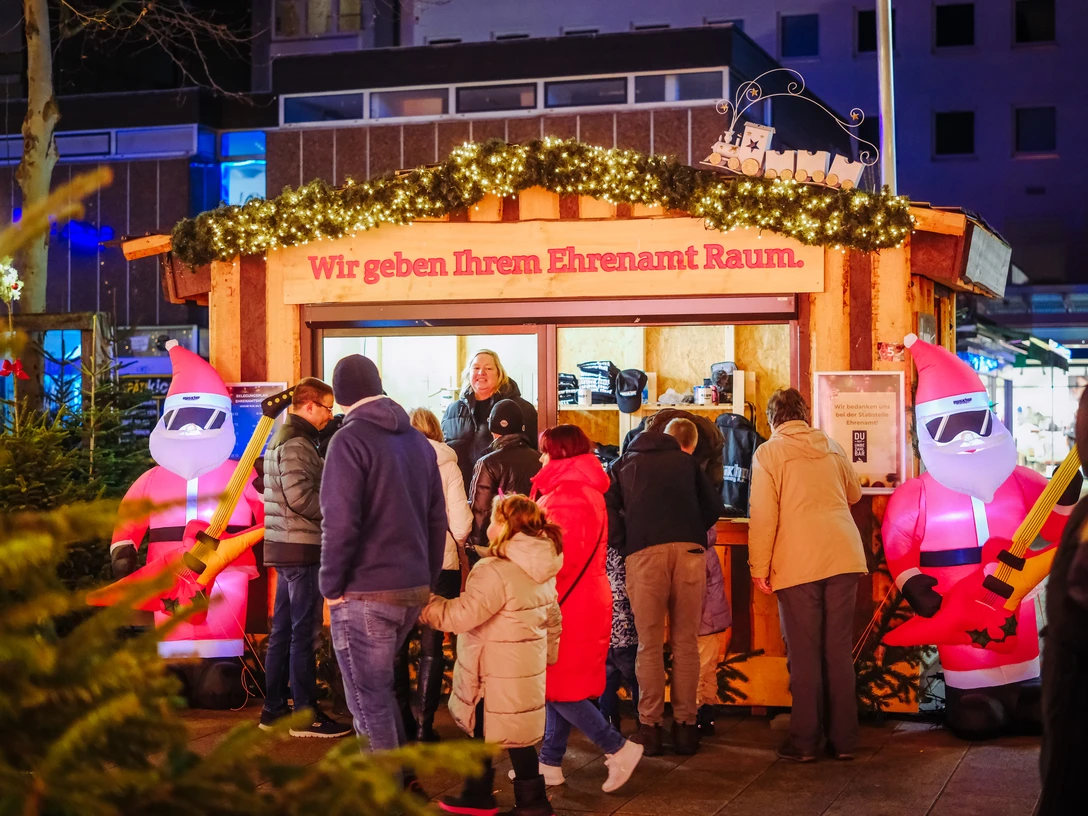 Ehrenamtshütte Wolfsburger Weihnachtsmarkt