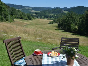 Blick auf das Edertal, Café Hainbach